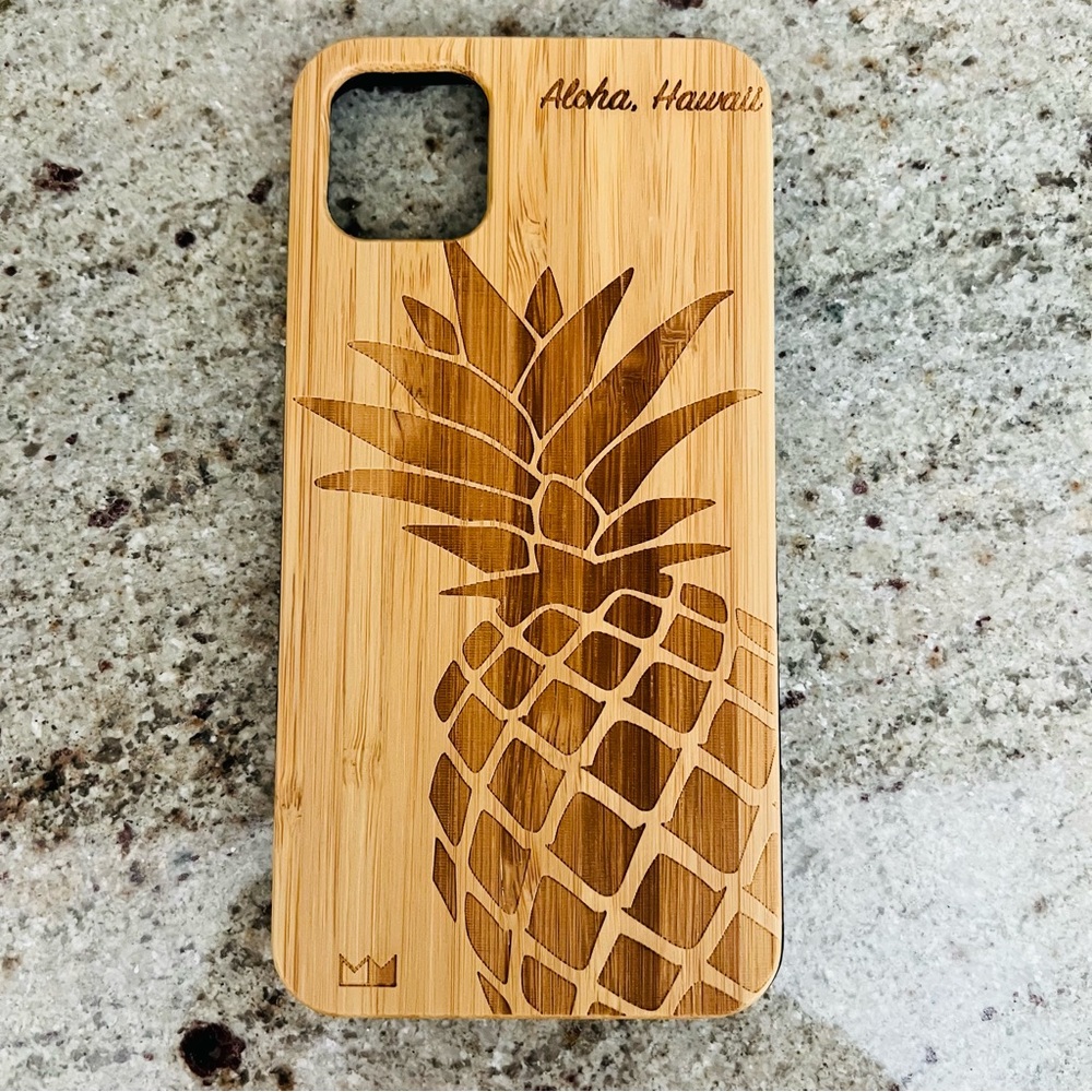 iPhone 11 Pro Max Hawaiian Phone Case Bamboo TPU with Pineapple Design NEW aloha